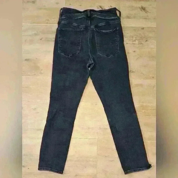 American Eagle Outfitters Super High Rise Jean - Picture 6 of 7